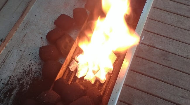 Using Cooking Briquettes / Charcoal